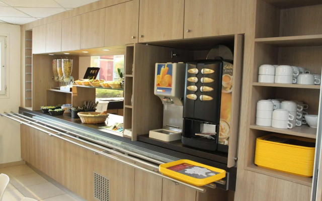 Welcomotel Coignières