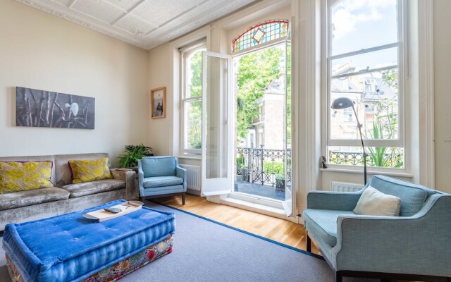 Vintage West Kensington Home by Olympia London