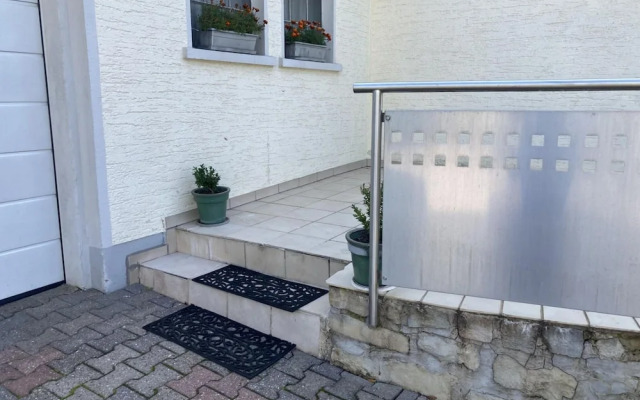 Palzem Riverside Escape