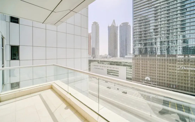 Wider View - Downtown Executive Towers