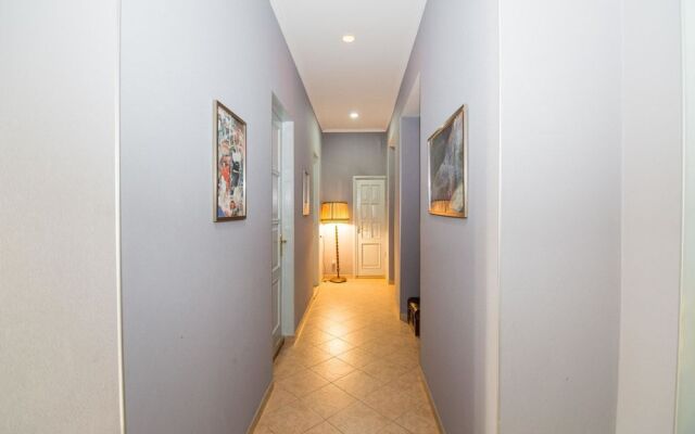 Anbani Hotel City Center