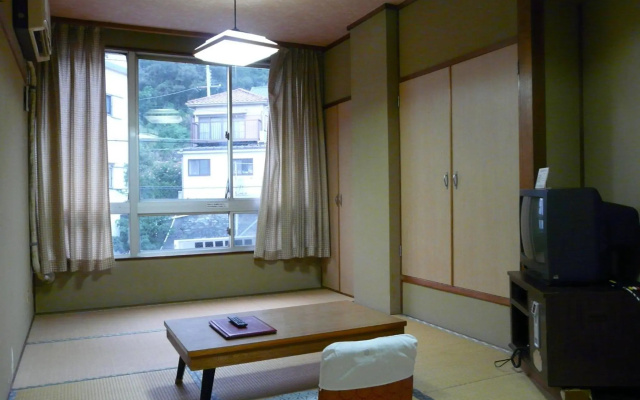 Hotel Shinwaka Lodge – Guest Rooms – Wakayama