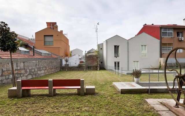 Duas Portas Townhouse