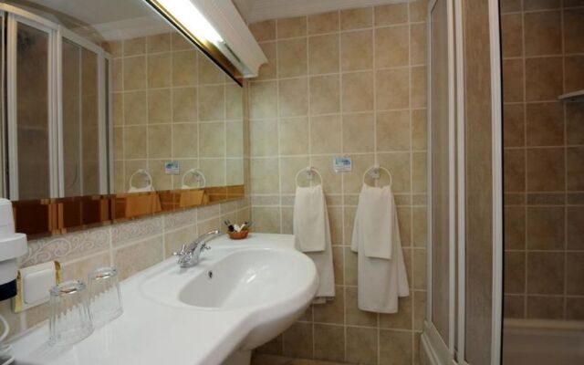 Conny's Boutique Hotel - Adults Only