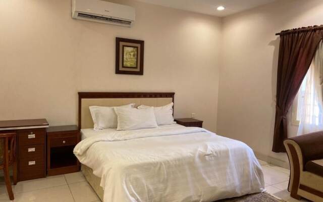 Makarim Palm Hotel