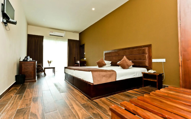 Golden Star Beach Hotel