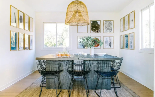 Pacifica by AvantStay | Ocean Getaway w/ Sunset Views | Sleeps 24!