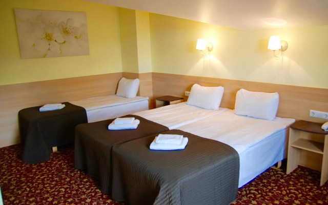 City Gate Hotel