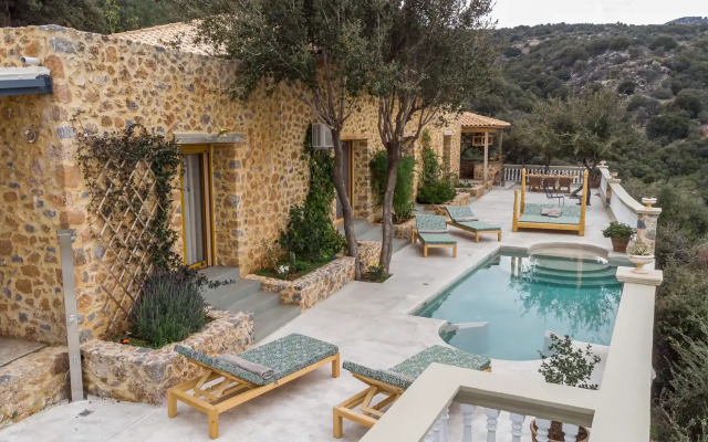Oak Tree Estate