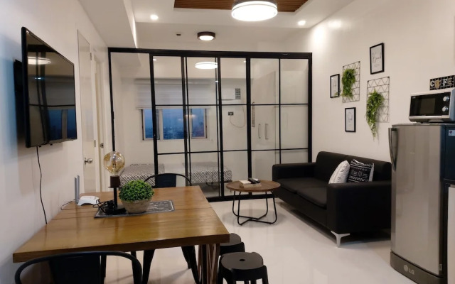 Studio Luxe In Princeton Residences