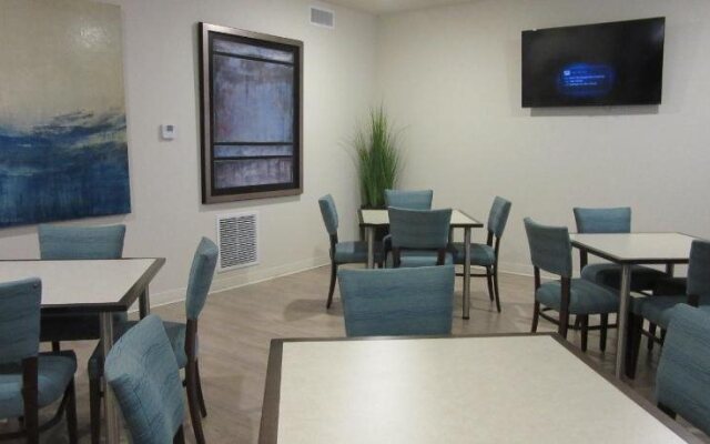 WaterWalk Extended Stay by Wyndham Wichita