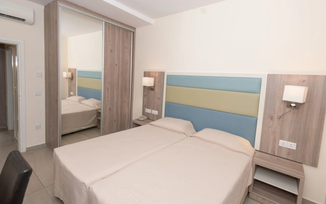 Tofinis Hotel