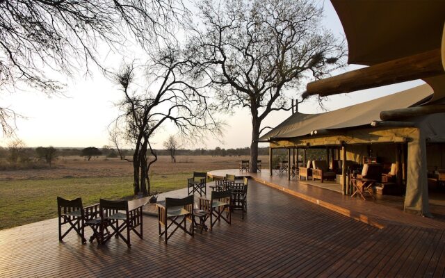 Plains Camp @ Rhino Walking Safaris