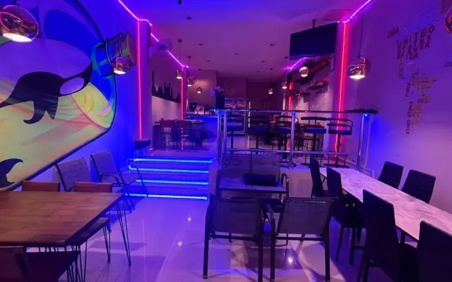 Orca Guest House Bar and Restaurant