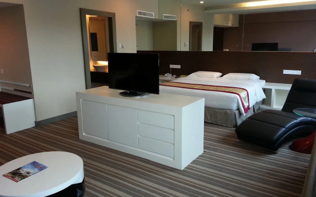 Hotel Capital
