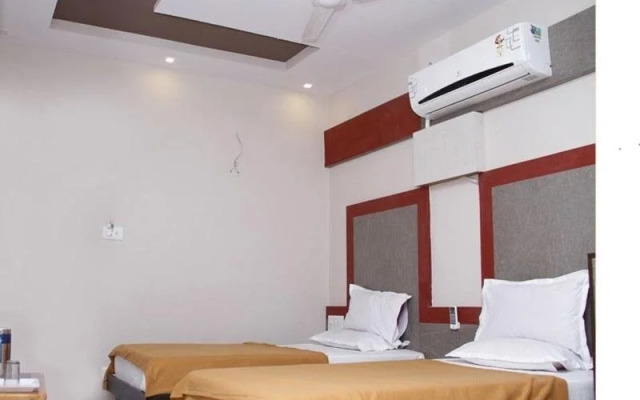 Hotel Mukund Inn
