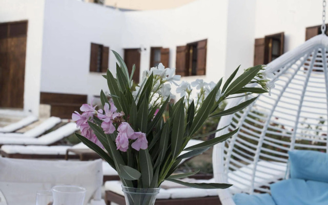 Meleni Cottage Houses