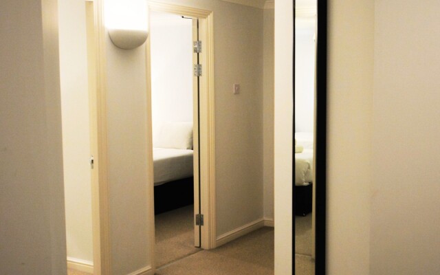Zen Apartments - Docklands
