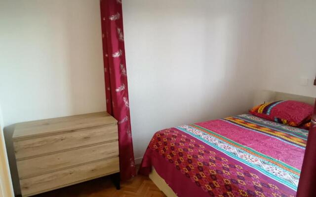 Bel Appartement face au paleospace
