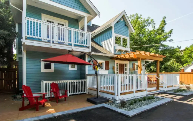 Kelowna Bed and Breakfast - фото 5