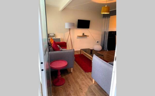 Cute Chalet near the beach