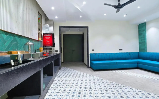 Hotel Uptown - By La Exito Hotels