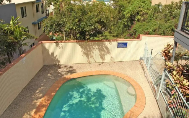Unit 4 'Beaumont Sur Mer', Coolum Beach