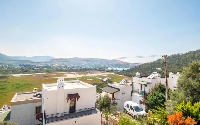 Impressive House near Paradise Bay in Bodrum