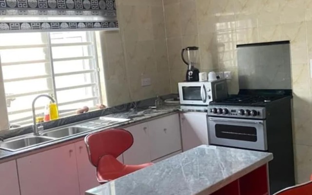 Immaculate 2-bed Apartment in Lekki Ajah