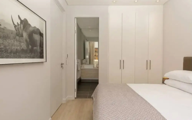 Spacious De Waterkant Retreat 2 Ensuite Bedrooms