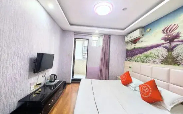 JC Electronic Competition Apartment (Wuhan Guanggu)