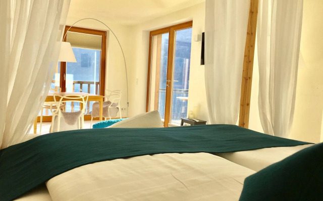 Hallstatt Hideaway - Adults only