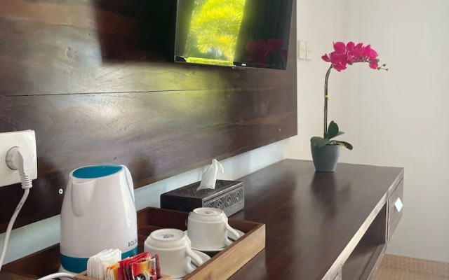 Tinggian Hill Retreat