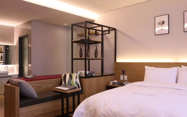 Suwon Saint Hotel