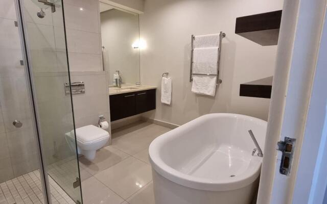 The Crystal - Spectacular sea Views in Camps Bay