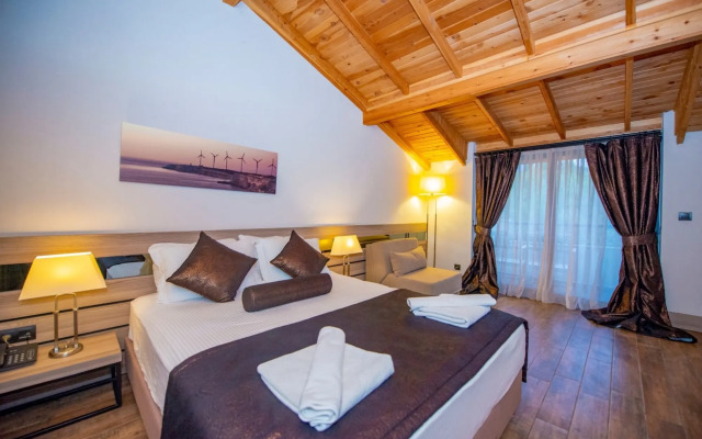 S3 Seahorse Beach Club & Hotel