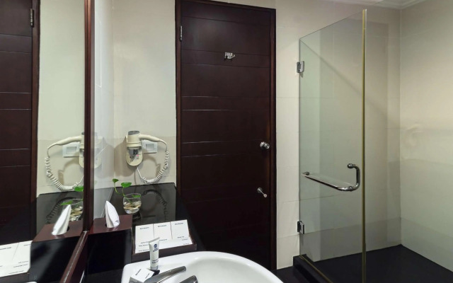 Best Western Mangga Dua Hotel and Residence