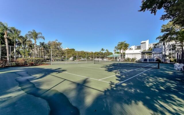 Eagle Cay Building 5-602