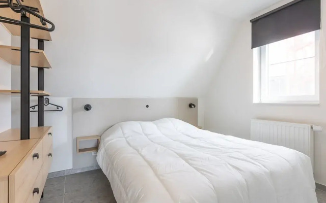 Newly Built Rooftop Flat With Sun-facing Terrace