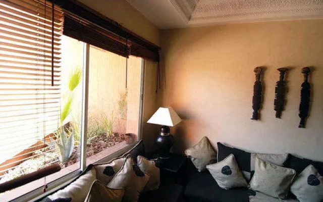Les Suites De Marrakech