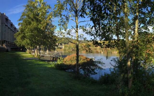 La Chartreuse Logis Hotel Restaurant