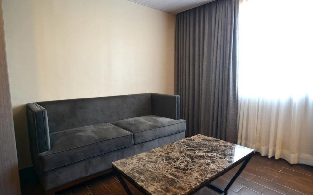 Pearl Garden Hotel
