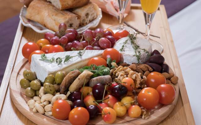 Helios Luxury Suites