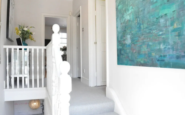 Stunning Flat in Clapham Junction With Large Terrace