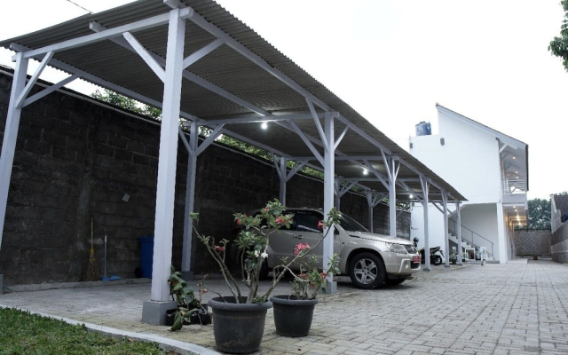 Djuragan Kamar Nogotirto - Hostel