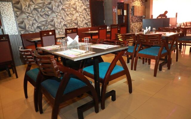 Hotel Aditya Grand