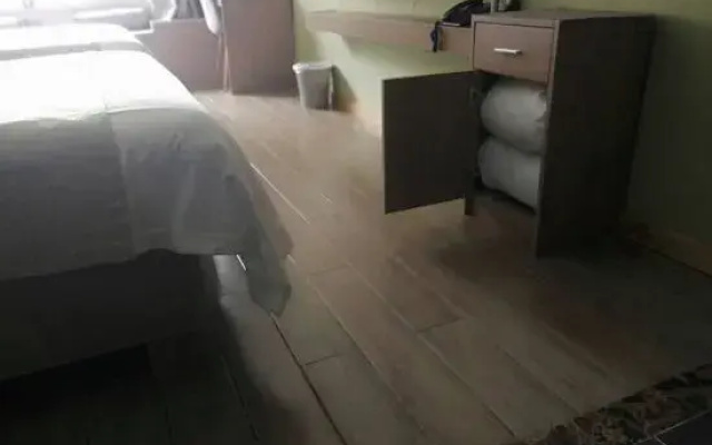Enjoy Hotel
