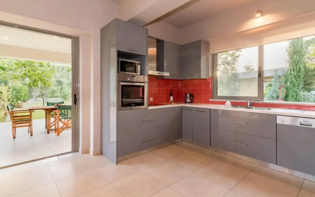 Villa Verano - Spacious 5-bdr & 5-bth Villa