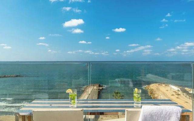 Rooftop Jacuzzi Penthouse by Sea N' Rent