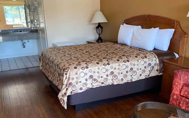 Casa Blanca Hotel & Suites Azusa